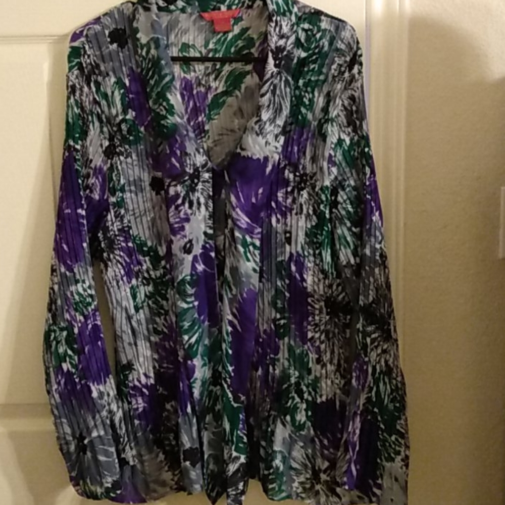 Ladies long sleeve blouse